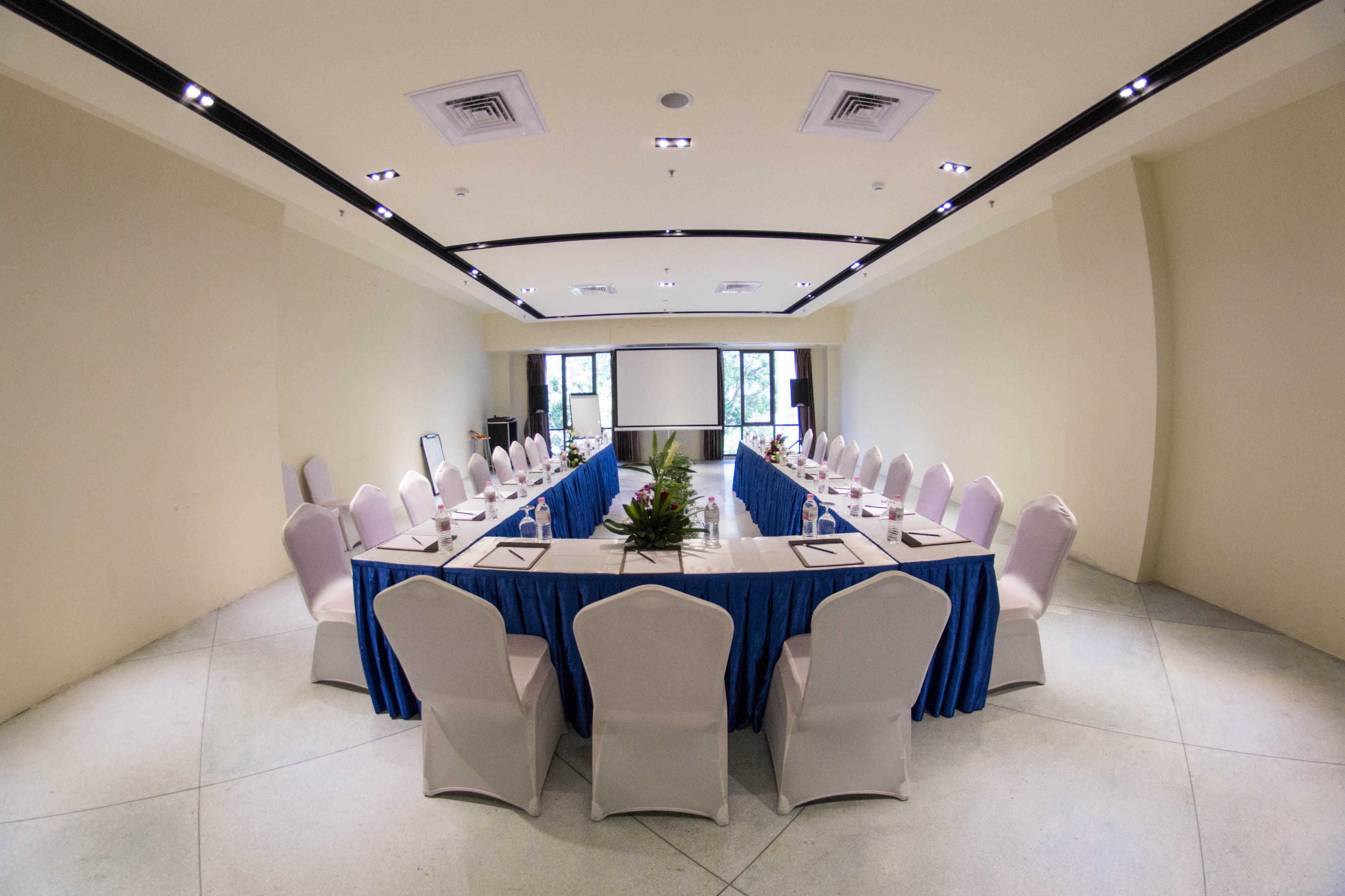 Rose Garden Hotel Γιανγκόν Εξωτερικό φωτογραφία